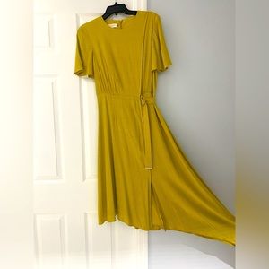 Beautiful Ted Baker midi dress size 1 UK like new, US size 4